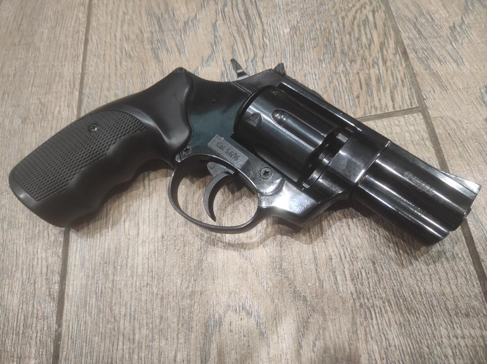 АКЦИЯ!!! Револьвер Бульдог КУРС (KURS) для стрельбы резиновыми шарами