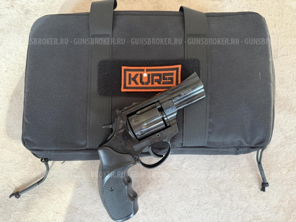 Револьвер Бульдог KURS кал. 5.6/16 КСОИ (без лицензии) черный