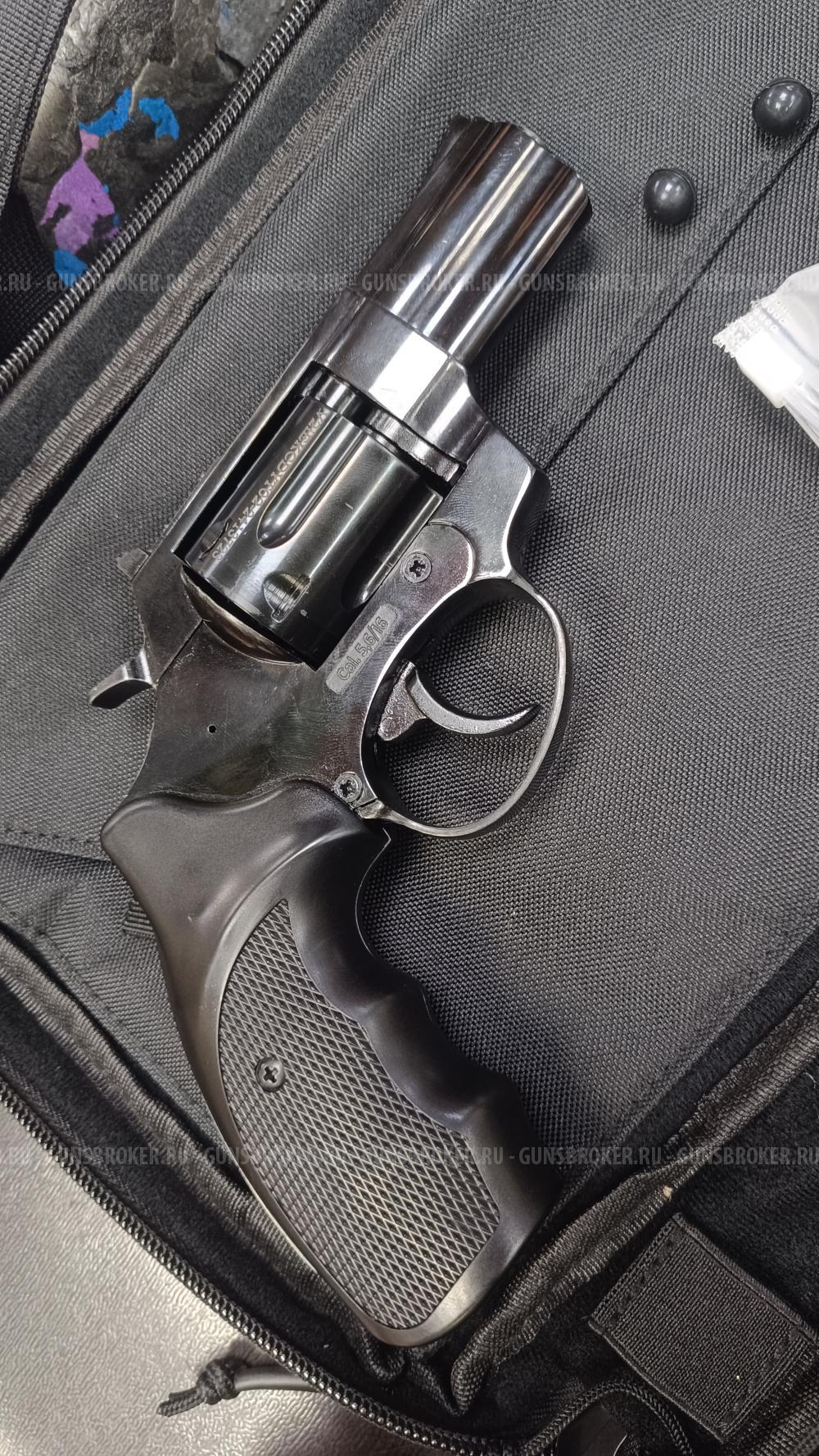Револьвер Бульдог KuRS