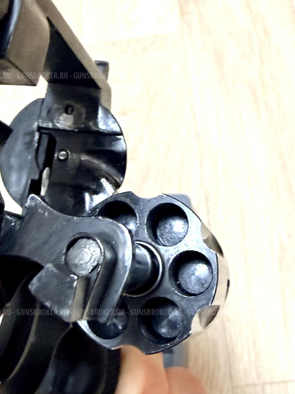 Револьвер Бульдог  KURS