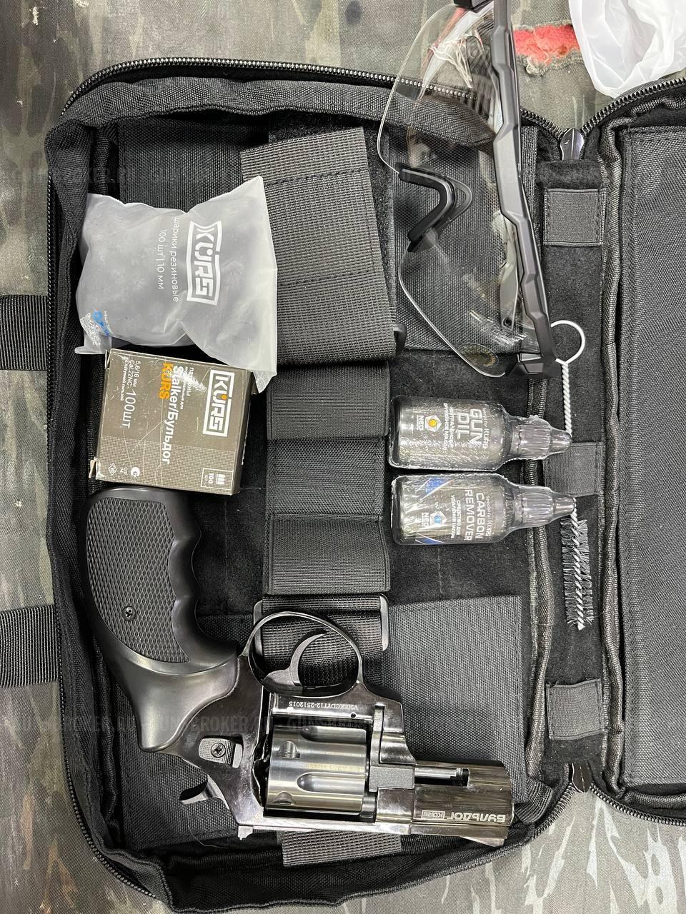 Револьвер Бульдог