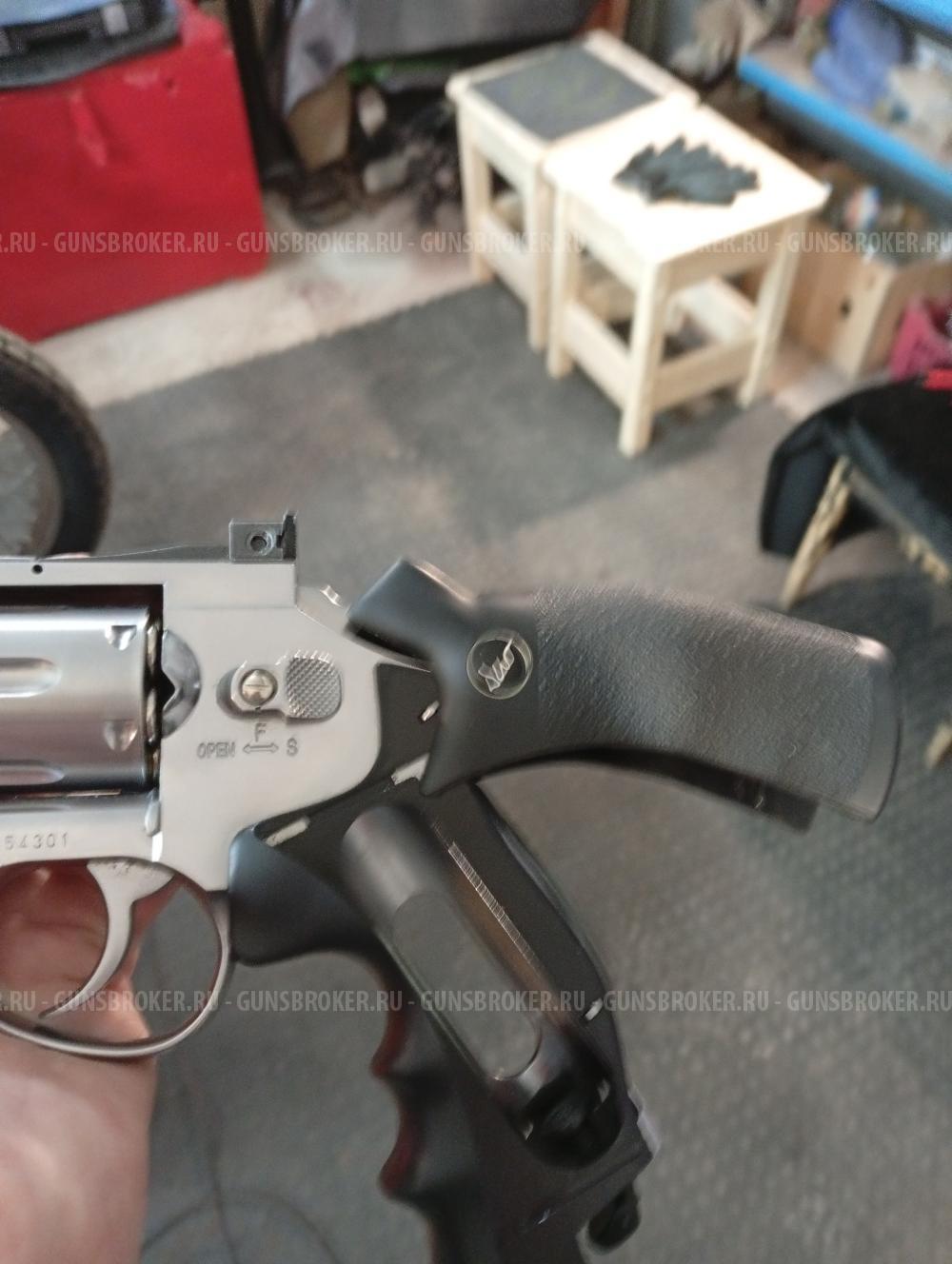 Револьвер dan weson оригинал в идеале
