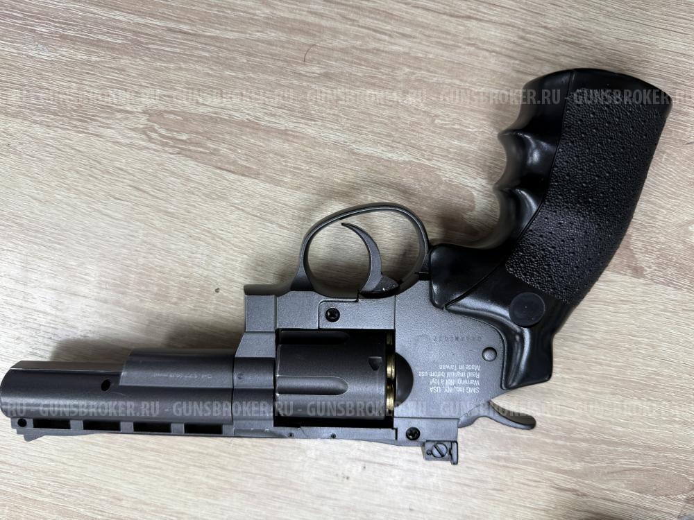 Револьвер Gletcher SW B4