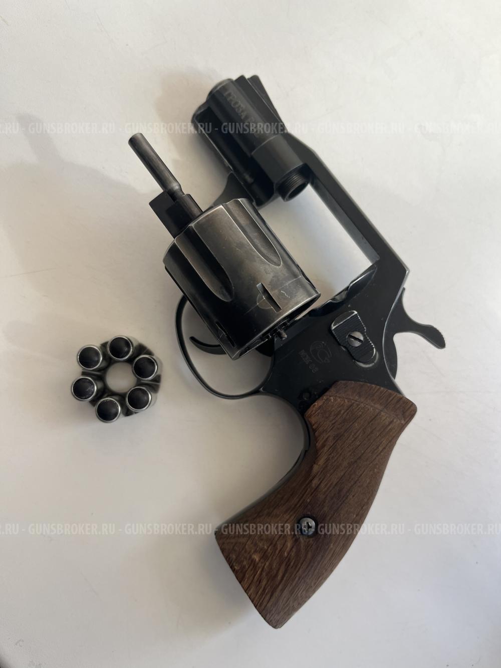 Револьвер гроза р-02