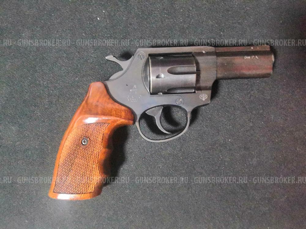 Револьвер Гроза Р-03С 9 мм Р.А.