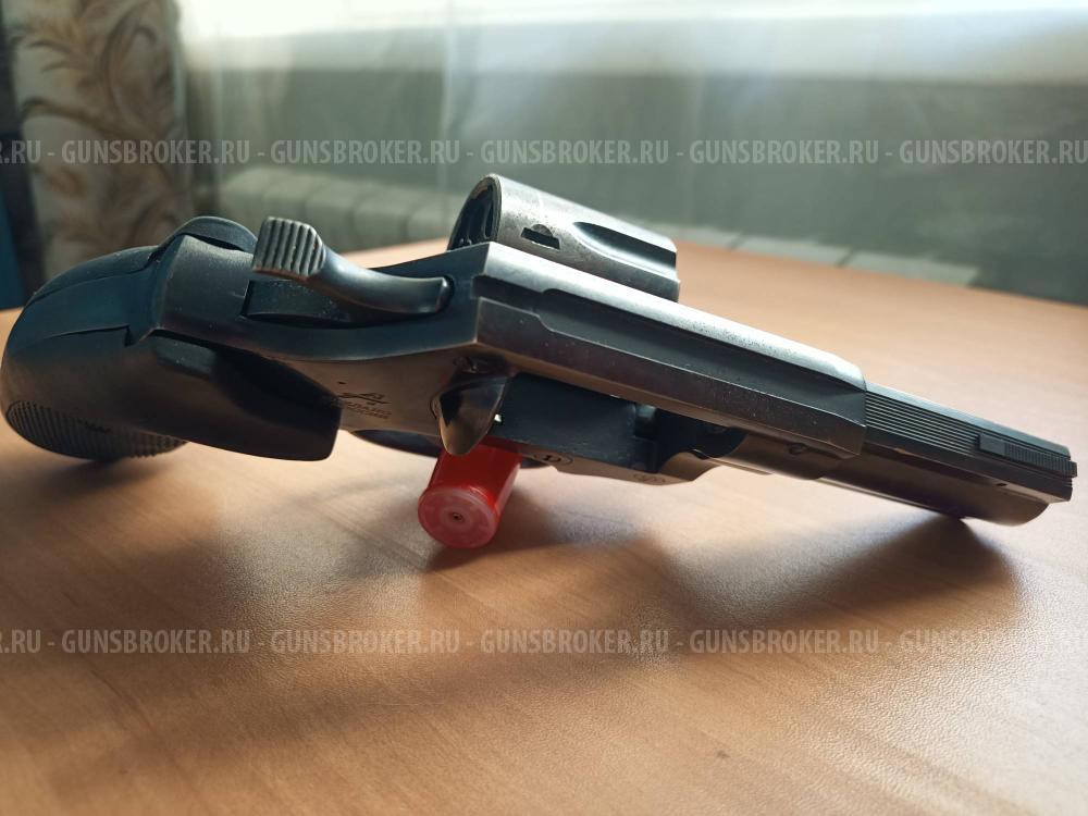 Револьвер Гроза Р-03С