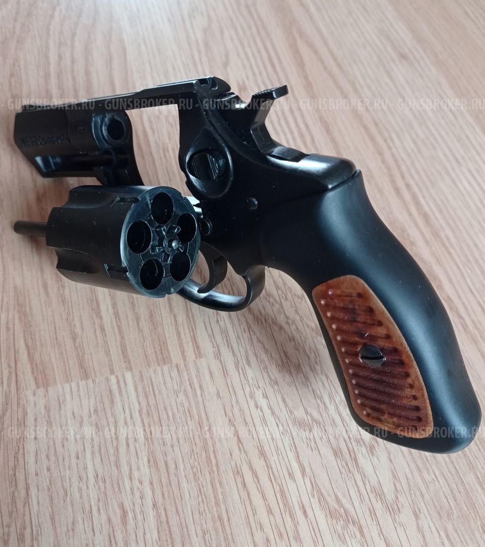 Револьвер ME 38 Compact-GUM