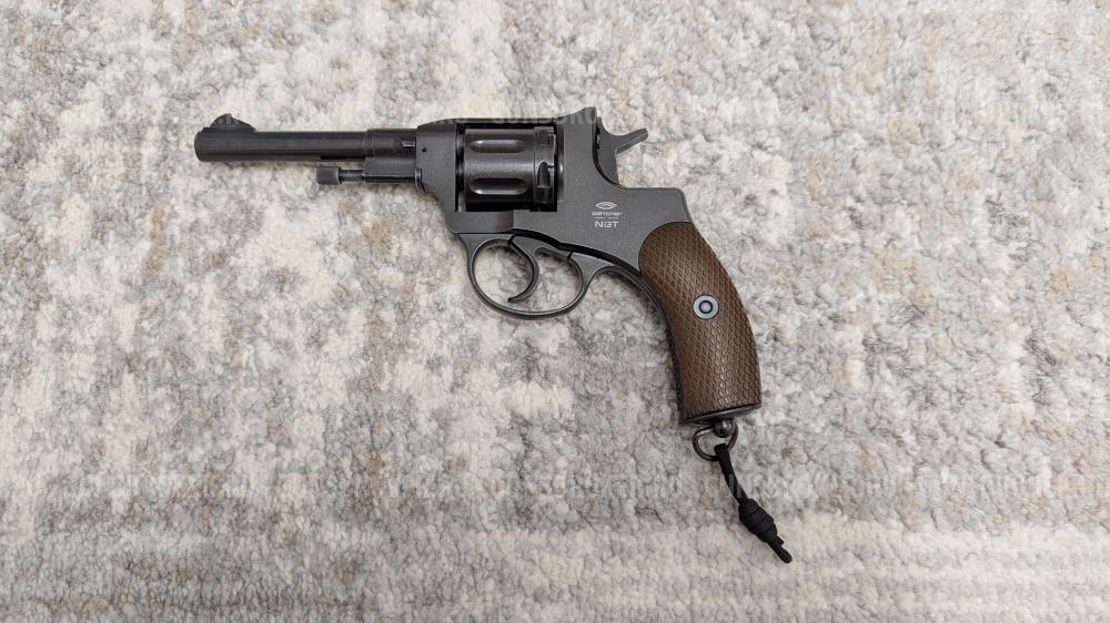 Револьвер пневматический Gletcher NGT RF Black