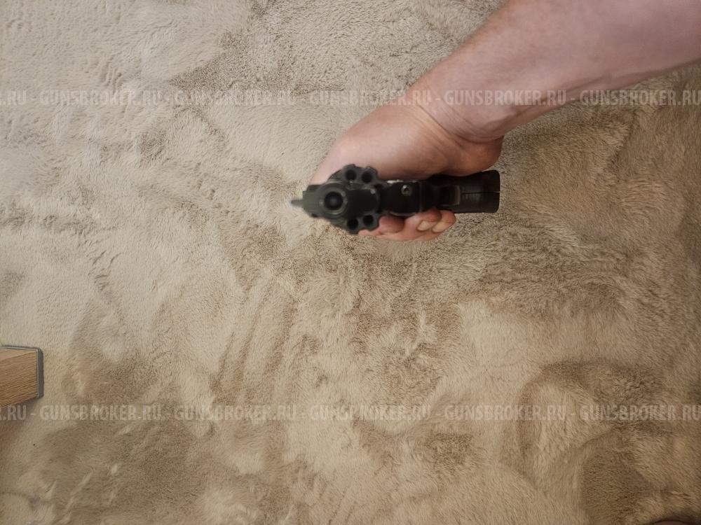 Револьвер сигнальный Lom-S Zoraki