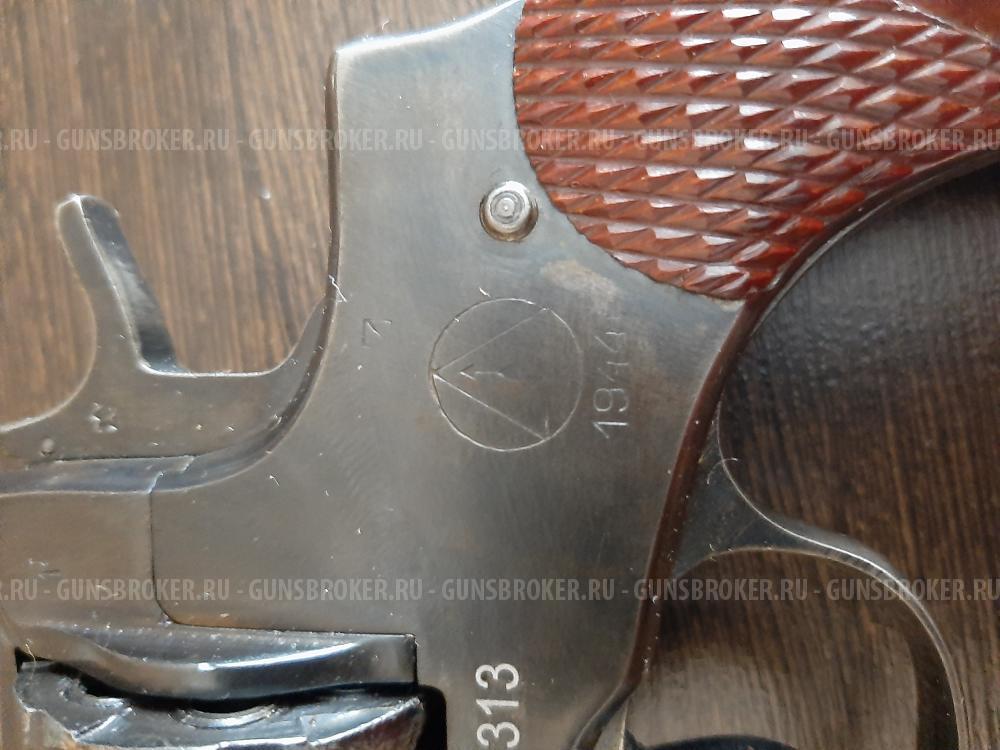 Револьвер сигнальный мр 313 Наган 07.