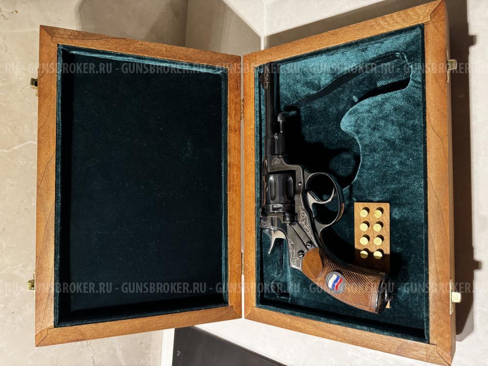 Револьвер сигнальный Наган «Блеф»