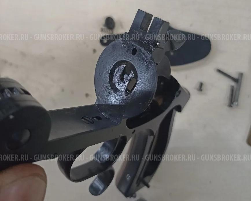  Револьвер Smith & Wesson Russion СХП