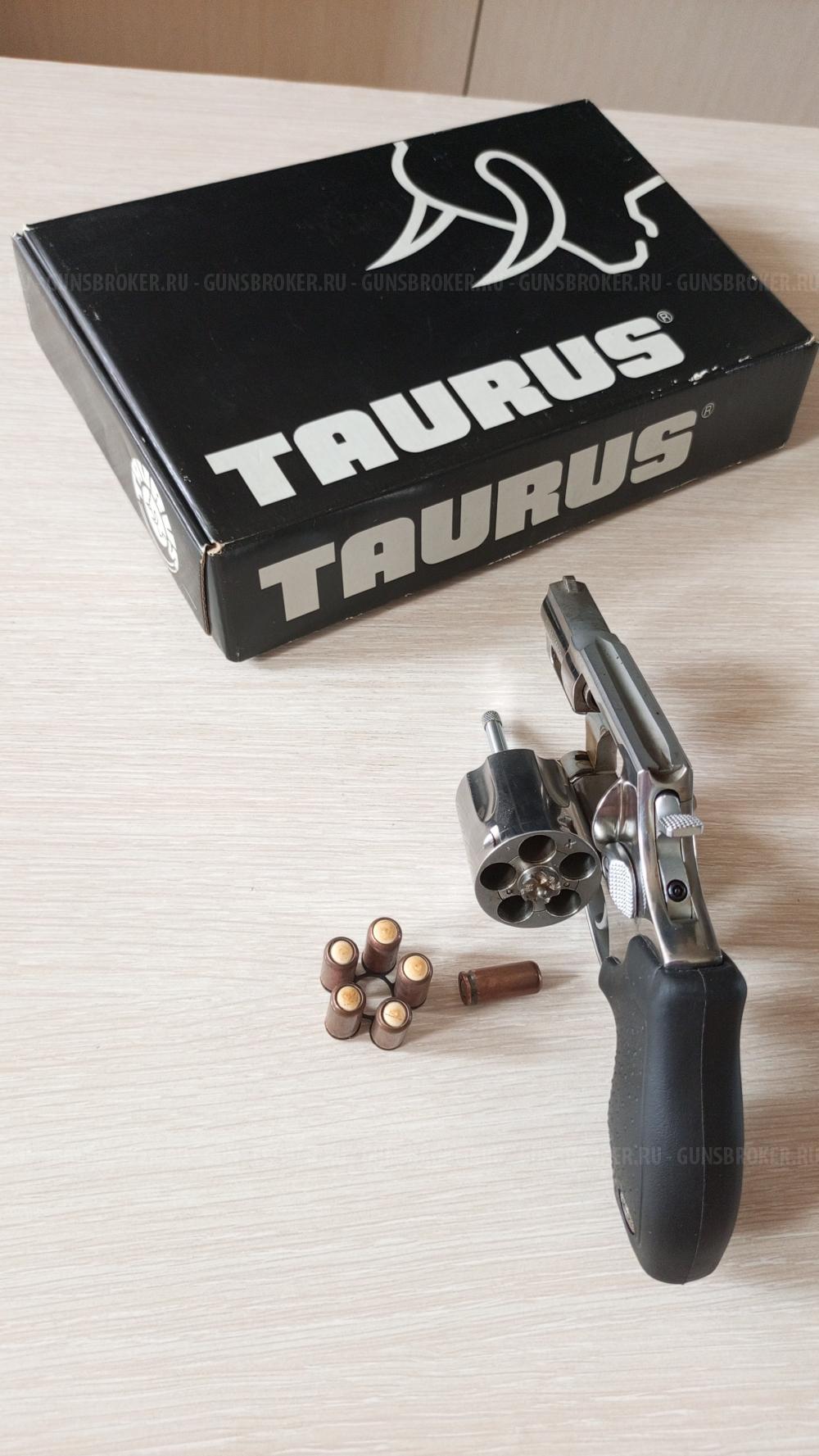 Револьвер Taurus Lom-13, кал. 9 мм. Р.А.