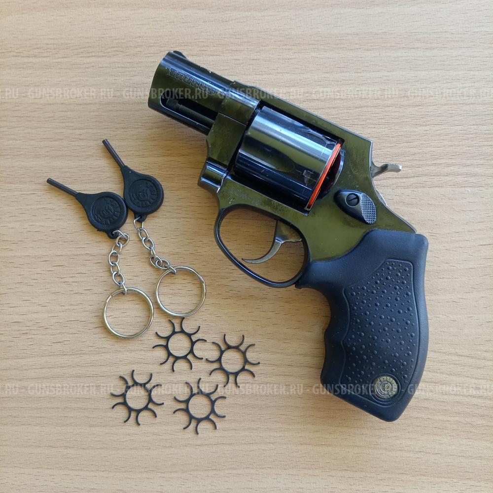 Револьвер Taurus LOM 13