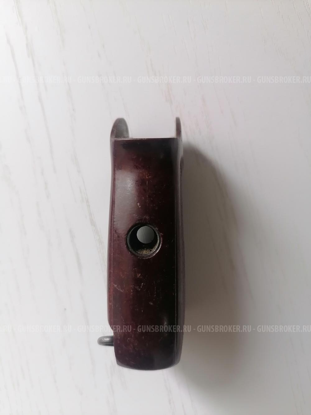 Рукоять пистолетная бакелитовая с ПМ
