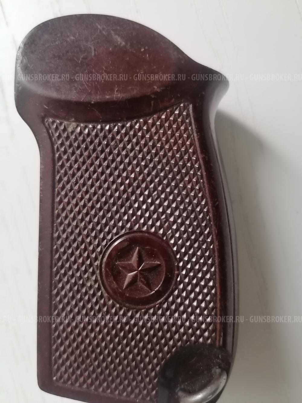 Рукоять пистолетная бакелитовая с ПМ