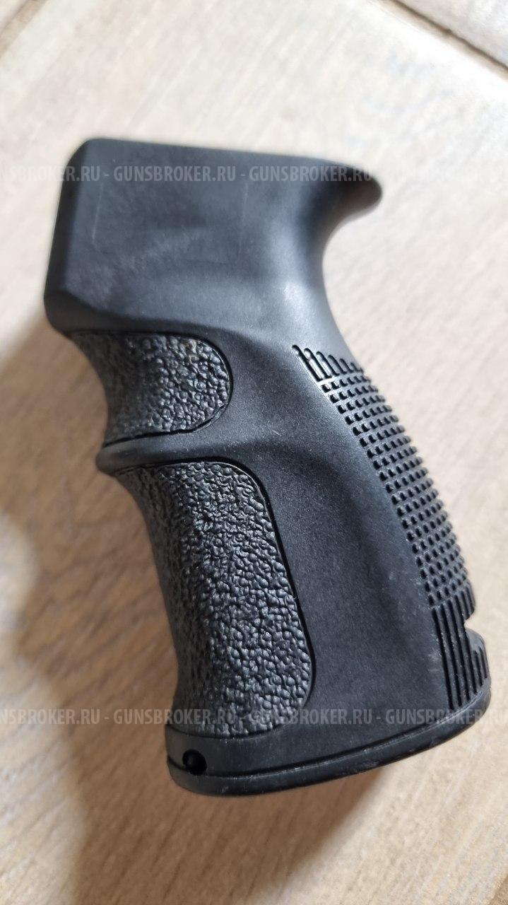 Рукоятка Fab Defense для Сайга, Вепрь или АК