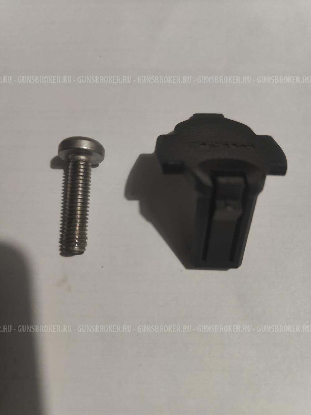 Рукоятка Magpul Grip MOE 