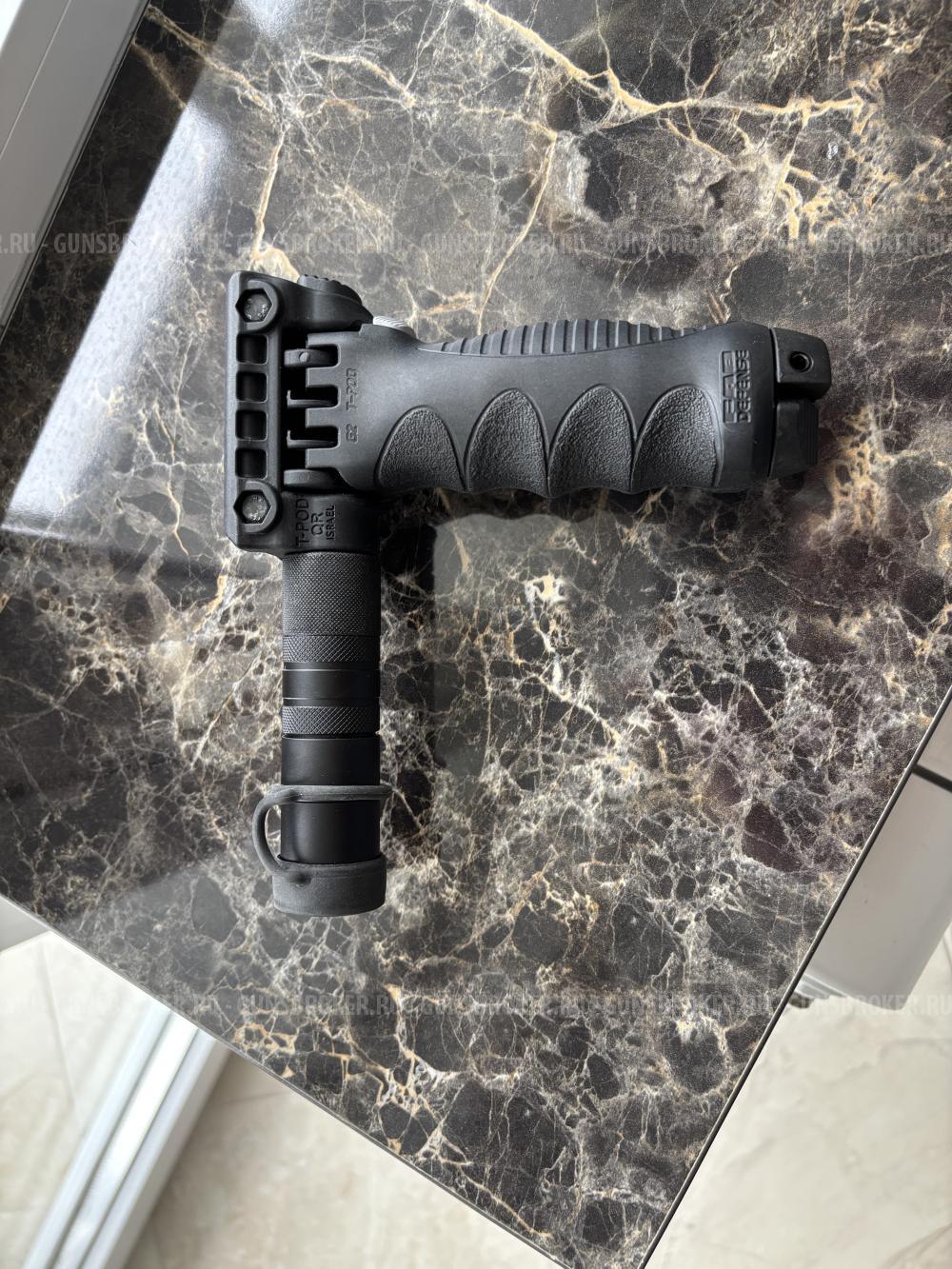 Рукоятка-сошка FAB Defense T-POD G2 SL с фонарем