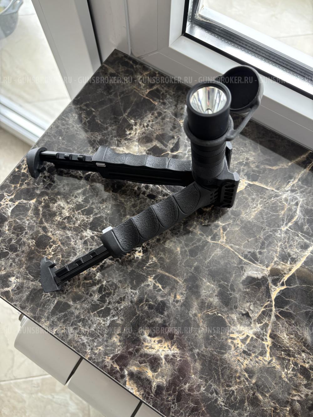 Рукоятка-сошка FAB Defense T-POD G2 SL с фонарем