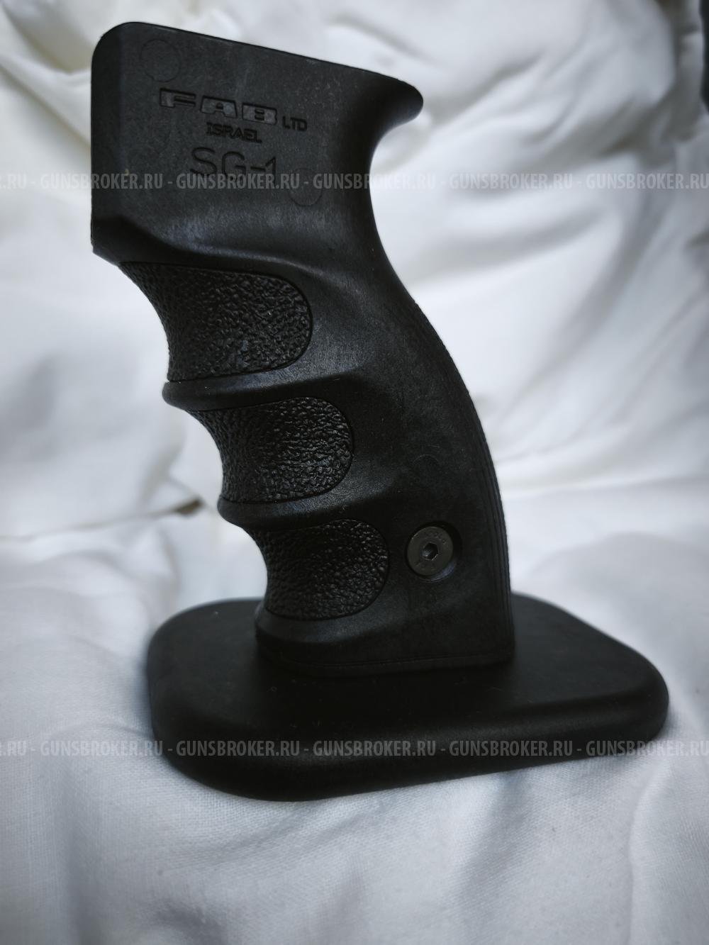 Рукоятку FAB Defense SG-1