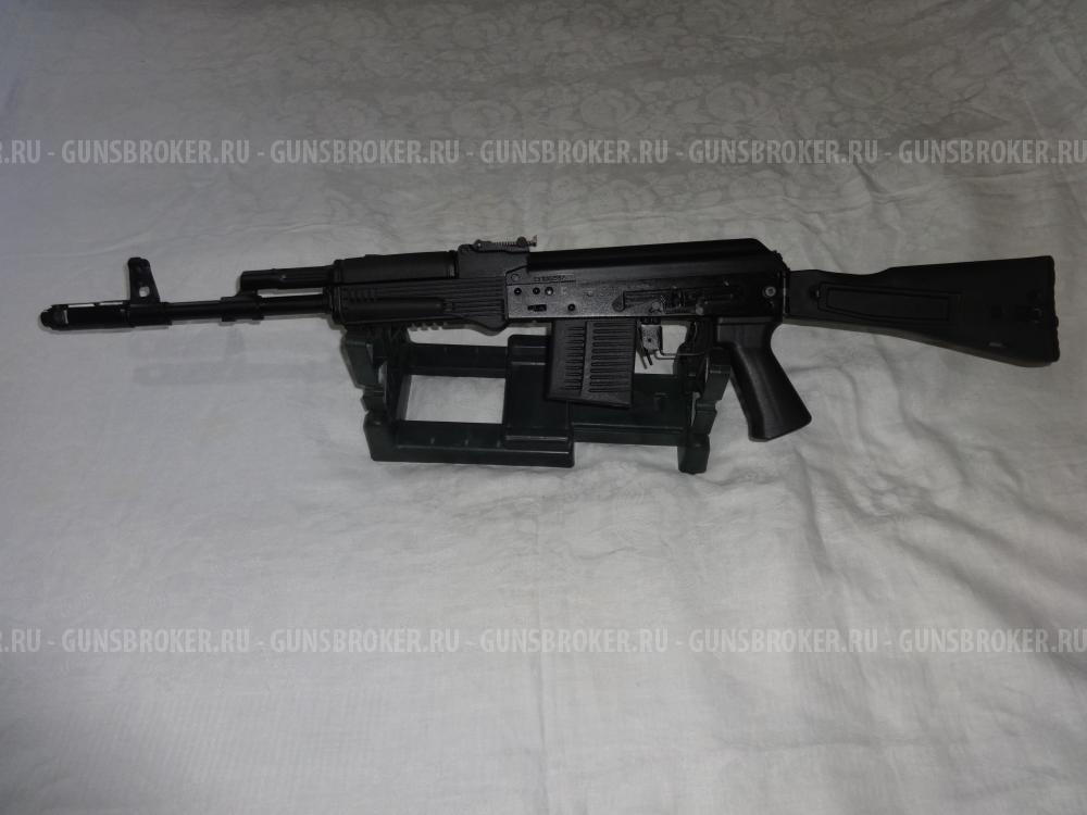 1.Сайга-308(исп.61) 2.Лис 308.