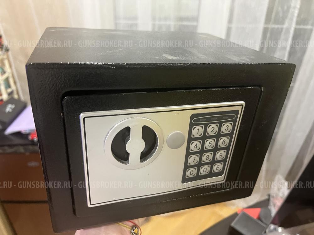 Сейф для оружия Klesto 17E