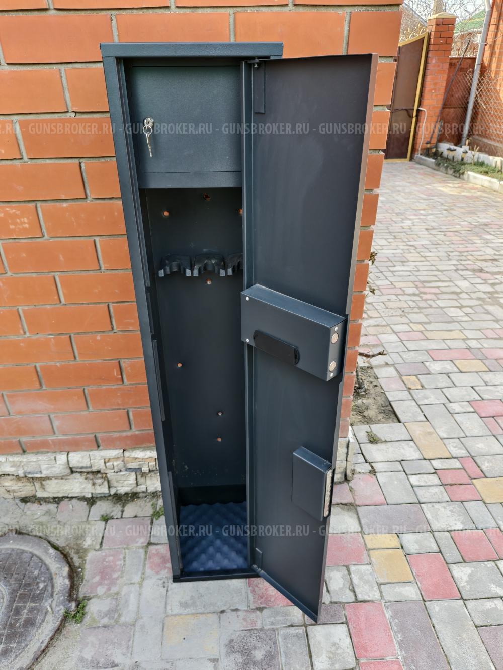 Сейф с кодом на 3 ружья