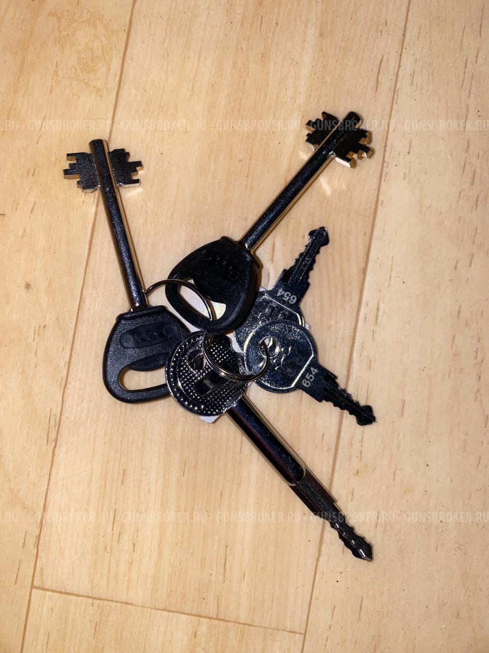 Сейф Шкаф металлический бу состояние нового Чирок 1318EL