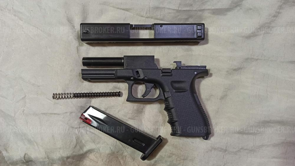 Охолощенный пистолет Retay Mod Beretta 84FS. Glock 17. Blow Mini. кал. 9 мм P.A.K. 