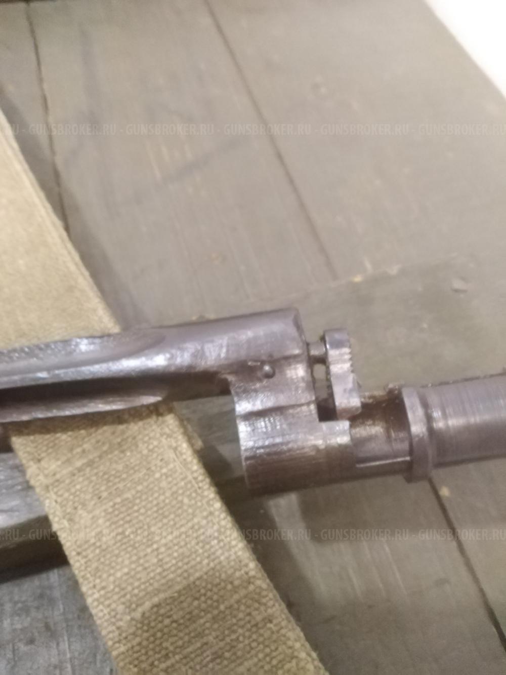 Штык к винтовке Мосина. С чехлом.