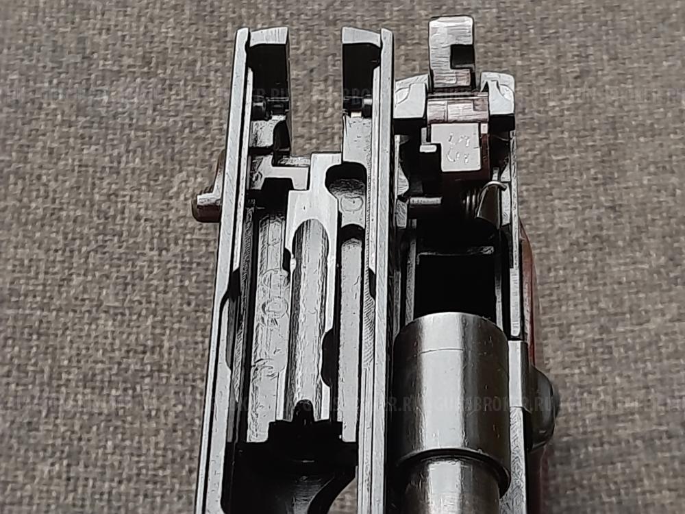 Пистолет Макарова Охолощенный ПМ-СХ 1955 г. Коллекционный экземпляр на красивом номере.