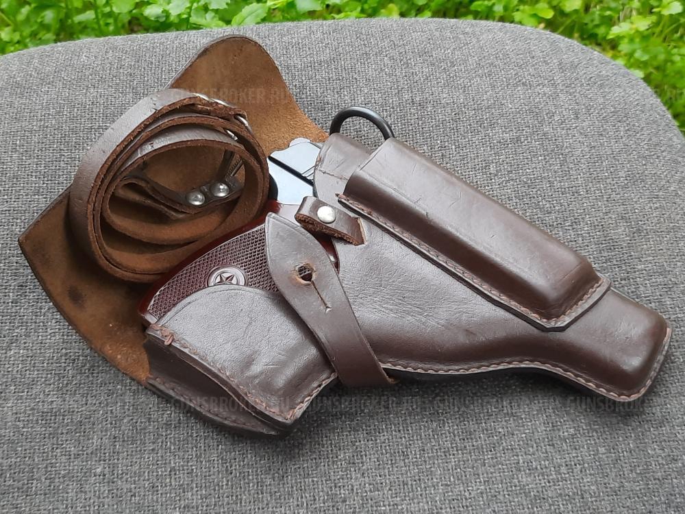 Пистолет Макарова Охолощенный ПМ-СХ 1955 г. Коллекционный экземпляр на красивом номере.