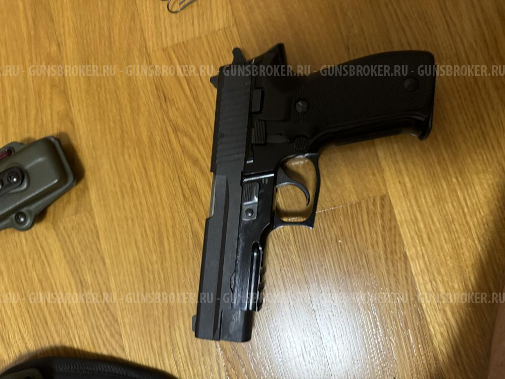 Sig Sauer P226 10х28