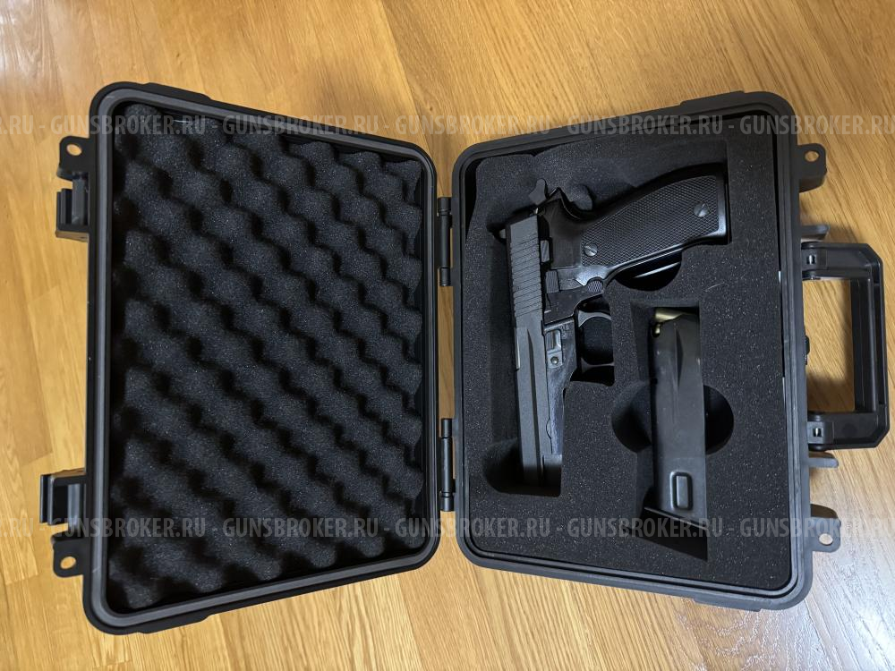 Sig Sauer P226 10х28