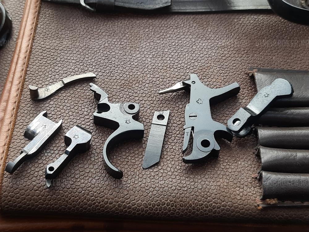 Макет револьвера Наган 1932 года выпуска ЗиД новый, не шлифован, отличный экземпляр