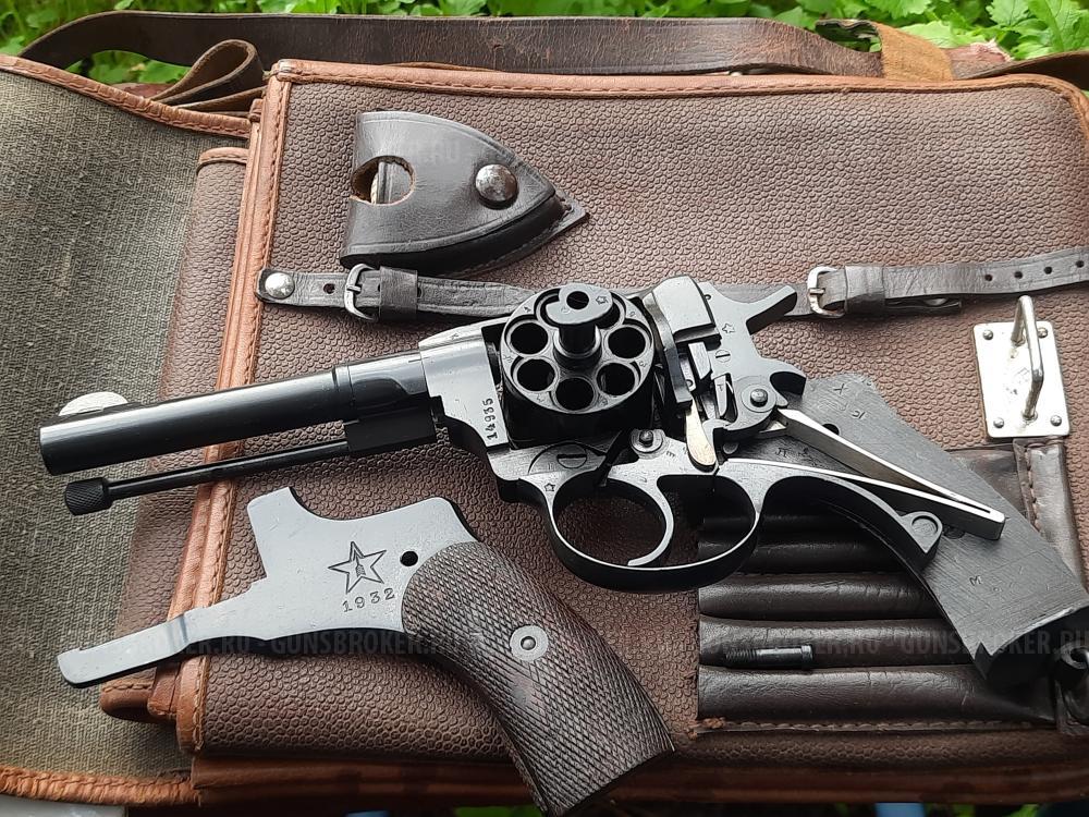 Макет револьвера Наган 1932 года выпуска ЗиД новый, не шлифован, отличный экземпляр