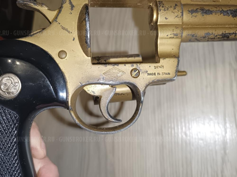 пистолеты  Denix  Desert Eagle Colt Python 8