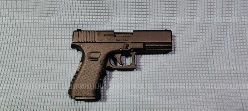 Сигнальный пистолет Retay G17 Glock, кал. 5,5 мм под 10ТК, черный