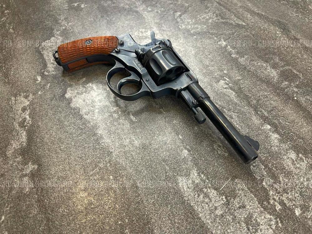 Сигнальный револьвер Baikal Наган Блеф МР-313, калибр 5,6 (Жевело, 1940 год)