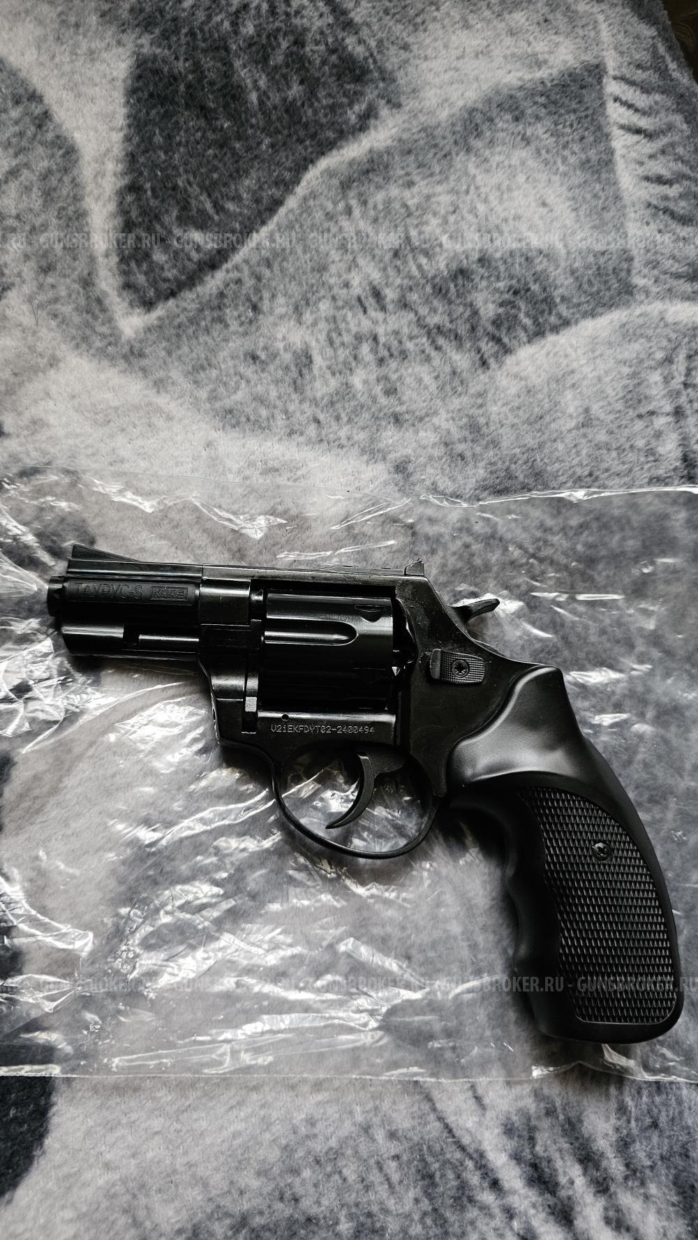 Сигнальный Револьвер Таурус-Курс, 10тк. новый!