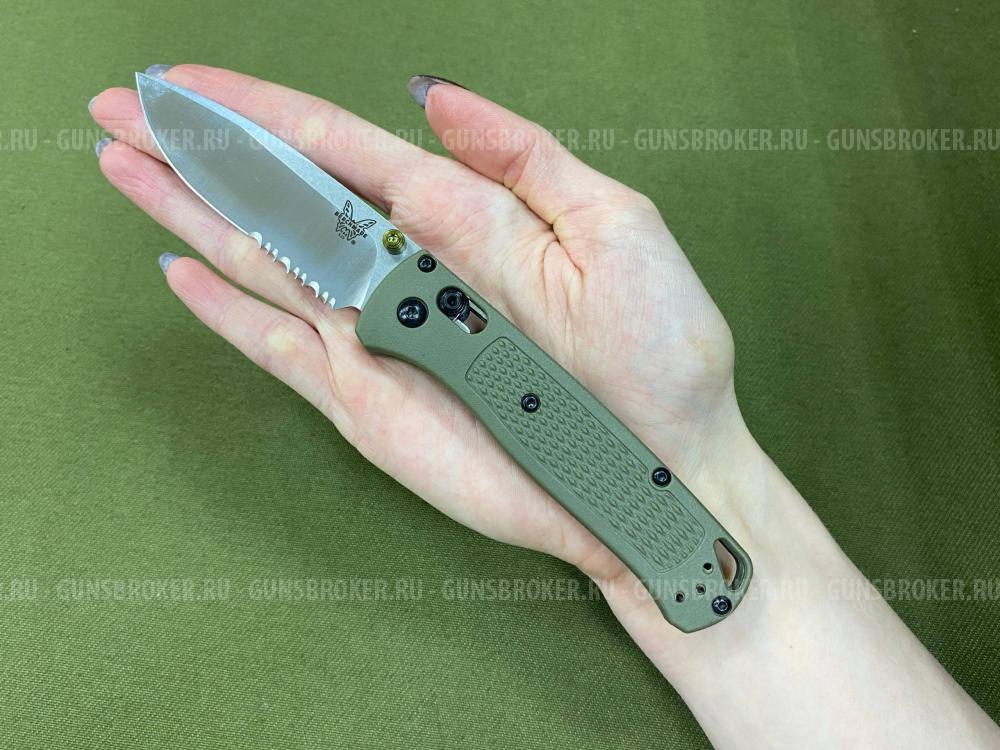 Складной нож Benchmade с серрейтором Зеленый