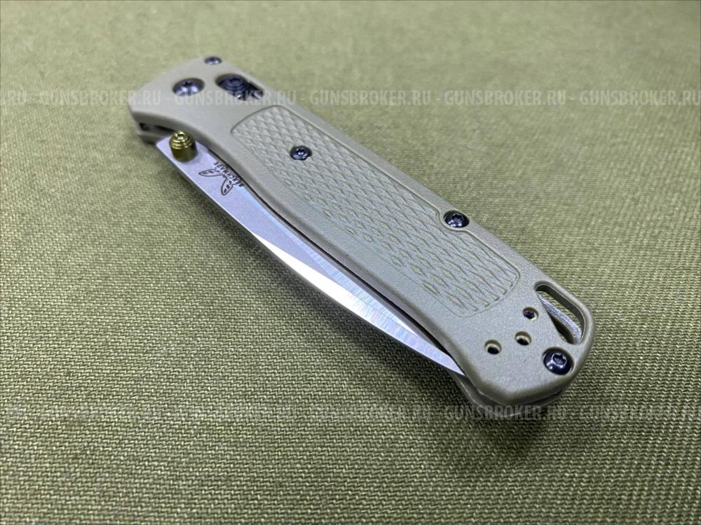 Складной нож Benchmade с серрейтором Зеленый