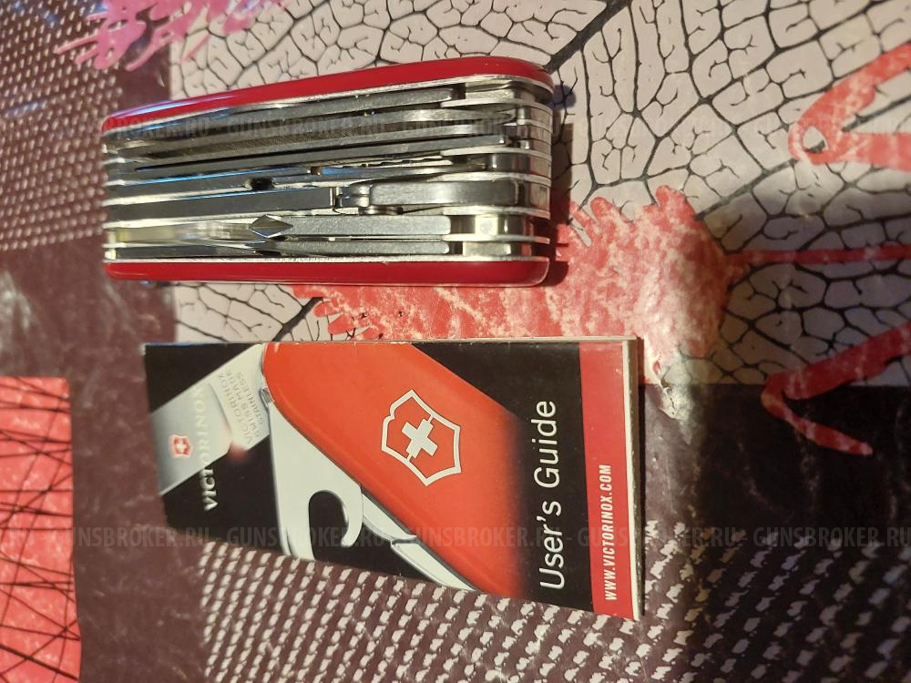 Складной нож Victorinox SwissChamp 