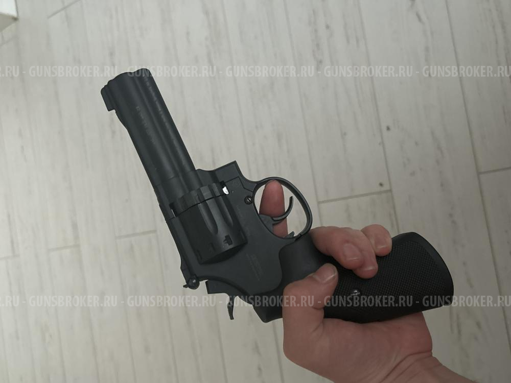 SMITH&WESSON 586-4