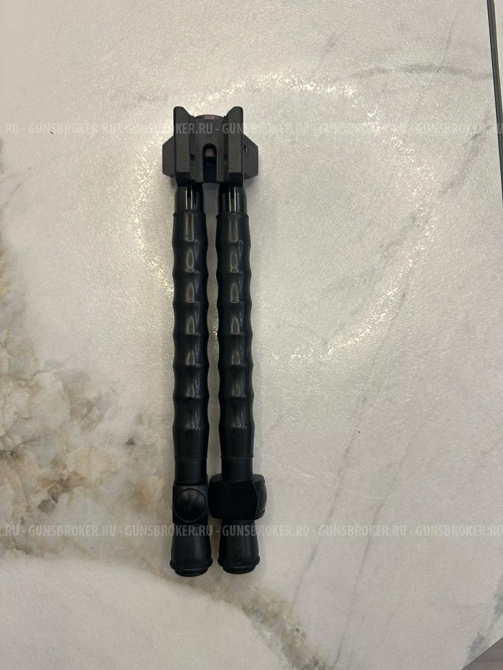 Сошки для оружия раздвижные на Пикатинни или Вивер
