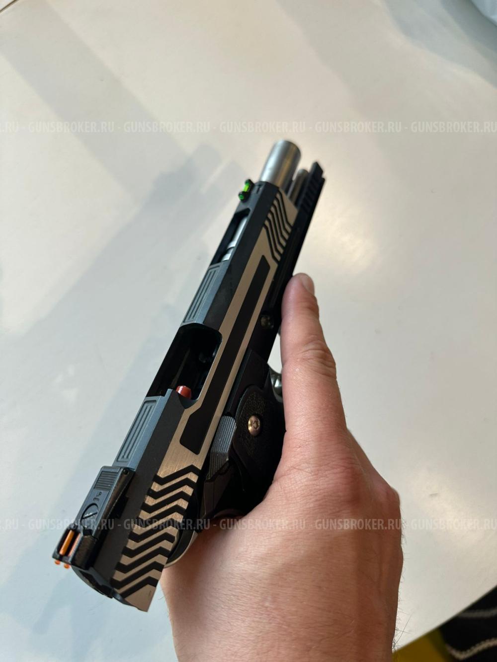 Спортивный страйбольный пистолет AWcustom HX11