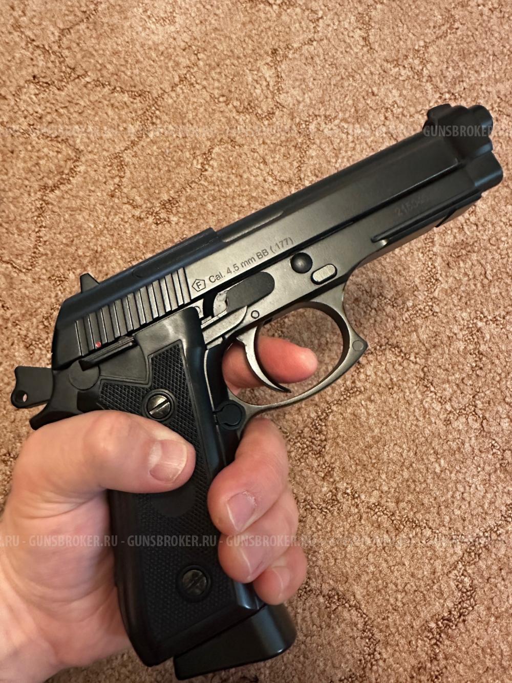 Stalker ST-41061B (Beretta B92)