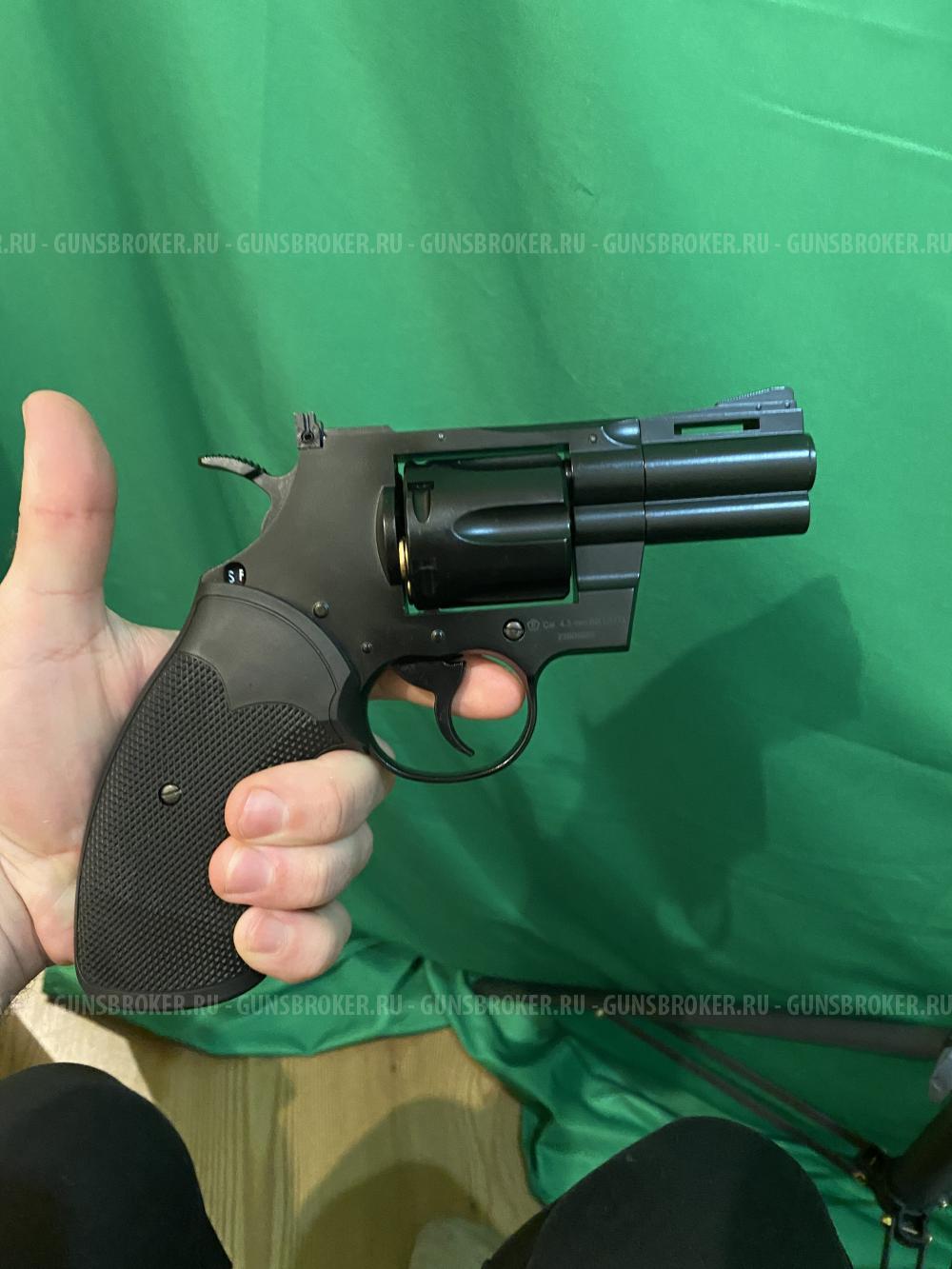 Stalker STR (colt python 2,5)