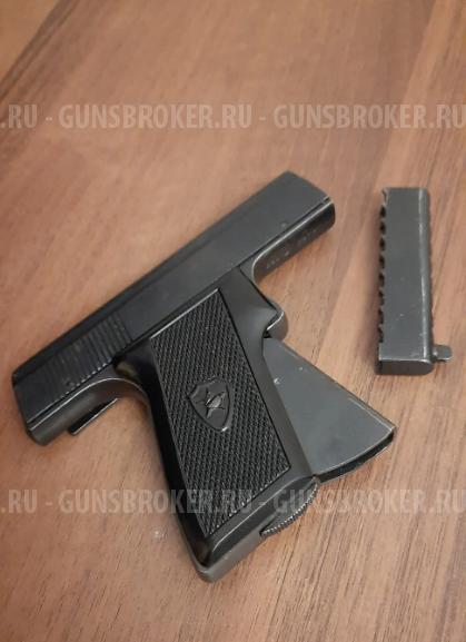 Стартовый пистолет СПЛ (1959 год)-обойма "Б"